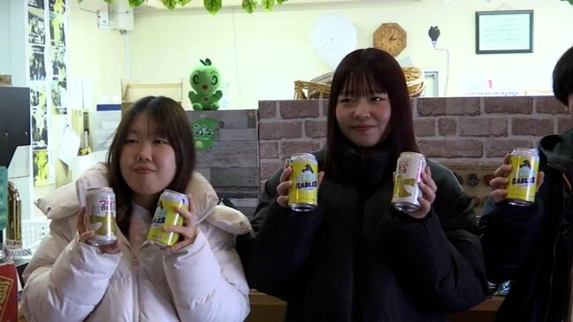 「初めて飲むビールは地元産を」　べアレン醸造所が二十歳の若者にビールを無料配布　せんべいと食事券もプレゼント　岩手・盛岡|TBS NEWS DIG