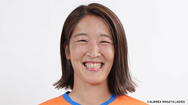 「『応援してるよ!頑張って!』が原動力に」 アルビレックス新潟レディース 身長180cmのDF浦川璃子選手(27)が今季限りで現役引退|TBS NEWS DIG