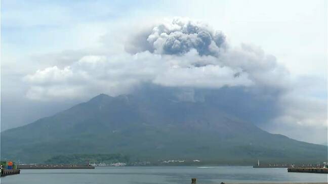 桜島の爆発・噴火が去年同時期比で100回以上増加　鹿児島市では降灰量も大幅増加|TBS NEWS DIG