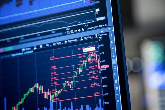 米公的年金２位カルスターズ、株高追い風に8.5％運用益－目標上回る