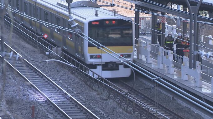 JR飯田橋駅近くの線路内で火事　一時、中央線の一部区間で運転見合わせ　東京・千代田区　警視庁|TBS NEWS DIG