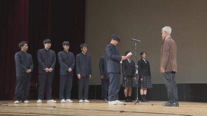 ニホンアワサンゴ保護に活用して　周防大島町の高校生が寄付金贈呈　|　山口のニュース・天気・防災｜tys NEWS｜ｔｙｓテレビ山口