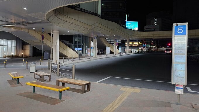 【速報】「いきなり殴られた」JR水戸駅前で男が突然通行人らに殴りかかるなど4人けが　2人は鼻の骨を折る重傷　男は現場から自転車で逃走　茨城県警が捜査|TBS NEWS DIG