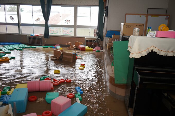 大雨で浸水…　泥に飲まれた“こども園”　子どもの安全守るための園長の“決断”「自然災害は人間の都合を待ってくれない」　|　青森のニュース│ATV NEWS│青森テレビ
