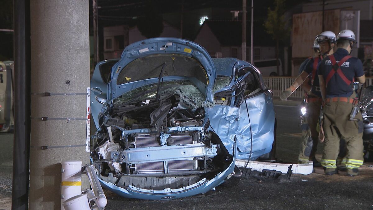 交差点で右折車と直進車が衝突　車3台が絡む事故で6人搬送うち30代の女性1人が死亡