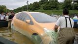 大雨でも車の水没防げ 車をすっぽり包んで水に浮く…特殊なシート、静岡市の企業が開発 | 静岡のニュース | SBSNEWS | 静岡放送