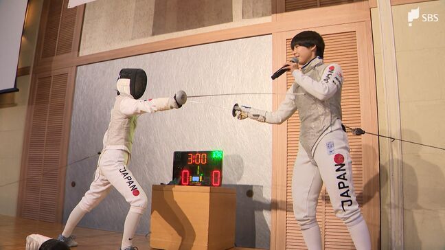 パリオリンピック™フェンシング銅メダル 宮脇花綸選手が魅力語る 迫力ある剣さばきも披露＝静岡市葵区|TBS NEWS DIG