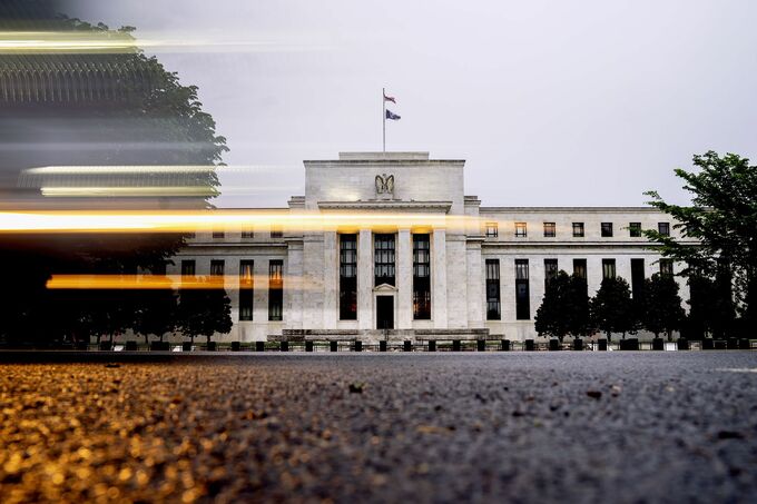 トレーダー、ＦＲＢ利下げ観測強める－10年物米国債利回り４％に接近