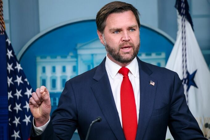 トランプ政権、中国との取引にオープンな姿勢－市場への安心感狙いも