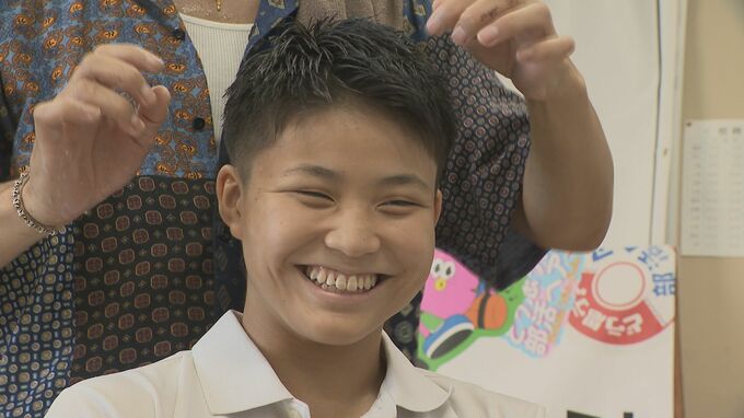 「自己表現と部活を両立し学校生活楽しんで」　高校で「部活ヘアサロン」　中国地方で初開催|TBS NEWS DIG