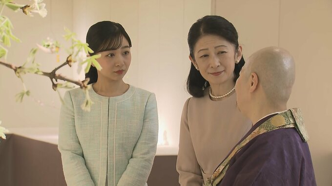 紀子さまと佳子さま　福島・浪江町の大堀相馬焼に「忘れないことが大切ですね」　小室眞子さんの“お印”モッコウバラに笑顔も|TBS NEWS DIG