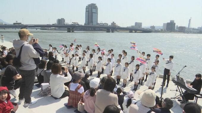 宍道湖北岸に親水護岸「水辺ステージ」完成　周辺で順次「多目的テラス」や「ちゃぷちゃぷ広場」も整備　|　BSSニュース | BSS山陰放送