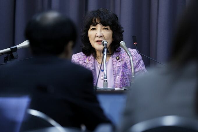 首相のホクホク発言は「教科書通り」、円安利点強調せず－片山財務相