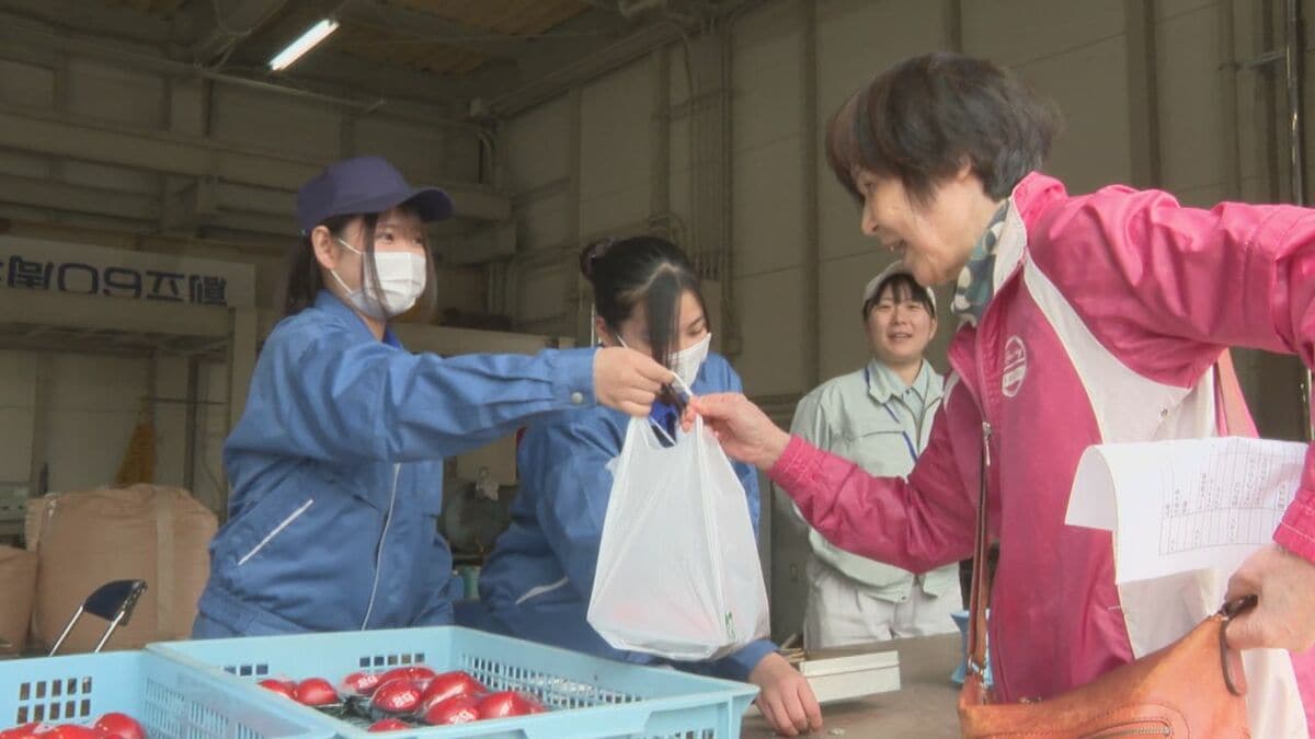 「手頃な価格、良い苗多い」高校生が育てた苗の即売会にぎわう　大分