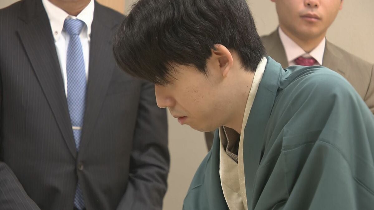 将棋の藤井聡太七冠（23）が6連覇に王手かけ臨む王位戦第6局  台風15号の竜巻被害で会場を急きょ東京に変更