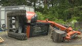 「ガシャンという音で...」　ショベルカーが横転　運転の作業員が負傷　|TBS NEWS DIG