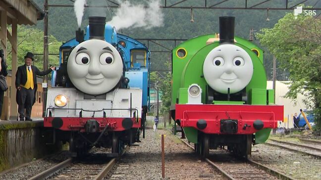きかんしゃトーマス号が“親友”のパーシーと再会 災害で離れて約2年半…創業100年の大井川鉄道 原作80年も重なり特別な年に=静岡|TBS NEWS DIG
