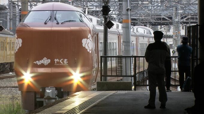 新型やくも273系「8両の長大編成」で初めてのGW　いま国鉄時代含め新旧車両入り乱れる岡山駅が、アツイ！【東京・大阪では絶対見られない車両画像23枚】　|　岡山・香川のニュース | 天気 | RSK山陽放送