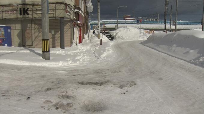一方通行の道路を車で逆走…対向車に衝突して男性にけがをさせたにも関わらず逃げたか…　ひき逃げなどの疑いで33歳の会社員の男を逮捕　青森市|TBS NEWS DIG