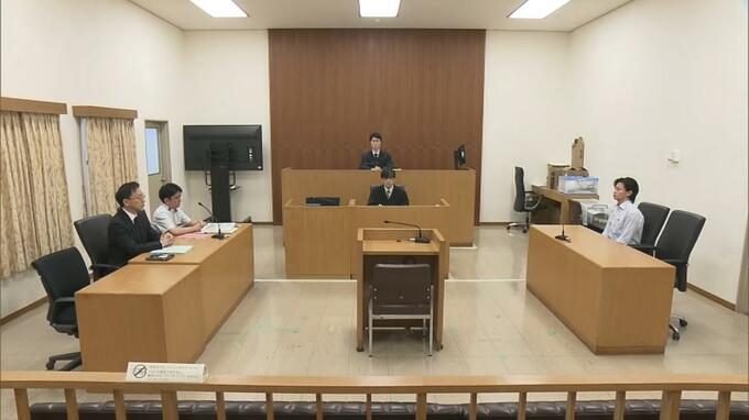 店内で女児に不同意わいせつ4件で起訴のマクドナルド元店長の男　初公判で罪を認める|TBS NEWS DIG