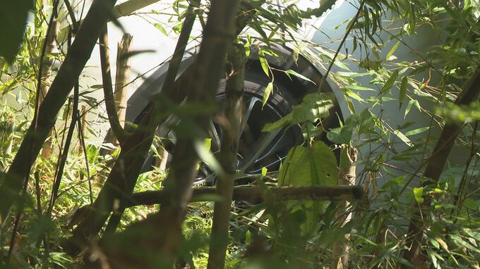 反対車線を突っ切り5メートル下に転落 40代男性運転手軽傷 金沢市の“山側環状”　|　石川県のニュース｜MRO北陸放送