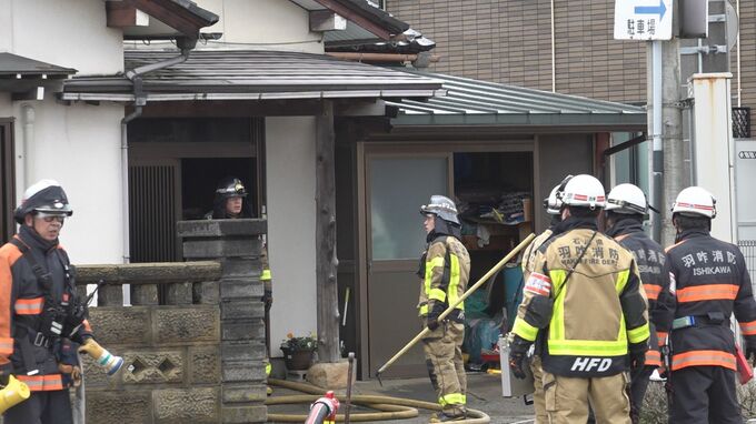 「家のこたつが燃えている」 石川・羽咋の住宅で火事 男性重体　|　石川県のニュース｜MRO北陸放送