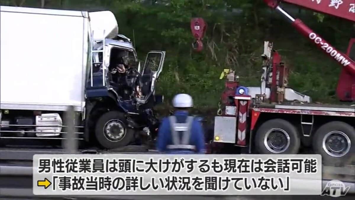遺族への対応考えたい」東北道3人死亡事故 追突トラックの会社社長が