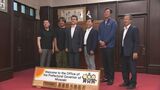 海外サーファーの誘致へ 韓国サーフィン関係者が宮崎県知事を表敬|TBS NEWS DIG