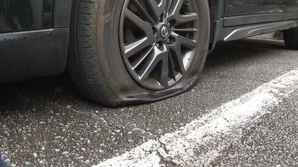 近隣住民「全然気づかなかった」 今度は職員らの車約20台がパンク 浦添