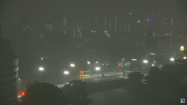鹿児島市で1時間55ミリの非常に激しい雨　発達した雨雲、次々と流れ込む|TBS NEWS DIG