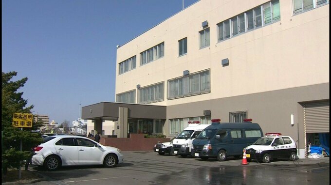 「男が勝手に入ってきた」未明に60代男性宅に侵入、酒酔いの46歳自衛官の男を現行犯逮捕「酔っぱらって他人の家に、間違いありません」北海道千歳市|TBS NEWS DIG