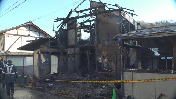 焼け跡から1人の遺体　木造2階建ての住宅1棟を全焼　住人の90代男性か　身元の確認進める　長野・立科町　|　SBC NEWS | 長野のニュース | SBC信越放送
