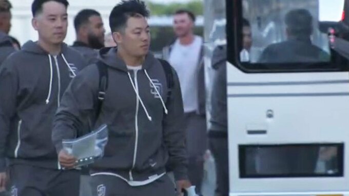 ダルビッシュ、松井裕樹が韓国へ出発　OP戦20日ぶり登板の松井「腰はまったく問題ない」|TBS NEWS DIG