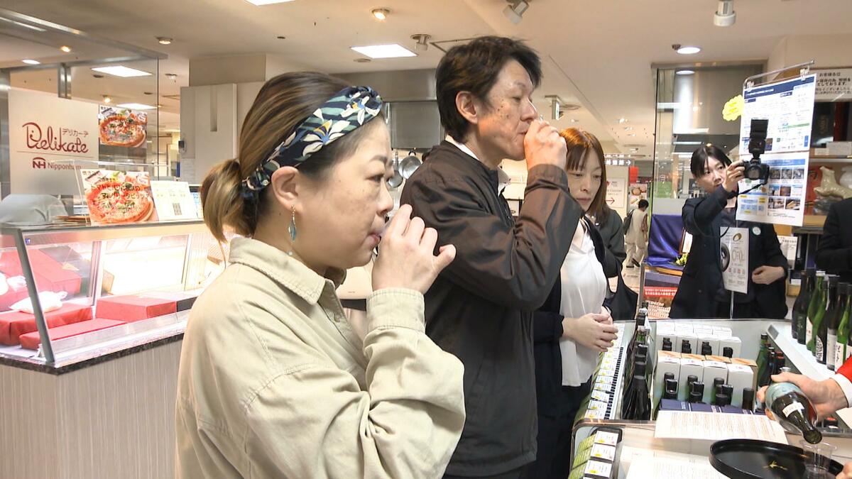 「オール高知」の極上の一杯　高知大丸で19酒蔵の試飲販売会　精米工場の再興が高く評価… 県産酵母と酒米にこだわった35種類が集結