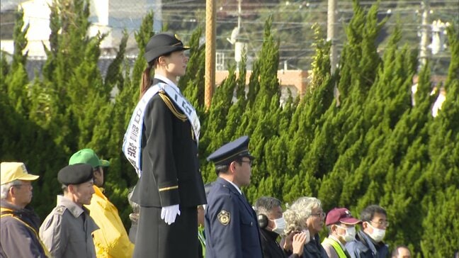 「ワンチームで」女子ラグビー日本代表キャプテンが一日警察署長に 年末年始特別警戒|TBS NEWS DIG