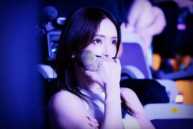 【浜崎あゆみ】台北公演２days「The sky is only your limit」英語でコメント添え気合い十分　公演会場内での真剣眼差しにファン「あゆちゃんは最高」|TBS NEWS DIG