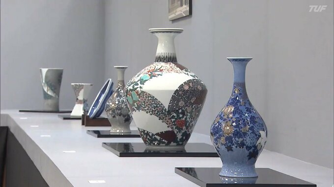 江戸時代からの伝統に独自技術を…人間国宝・今泉今右衛門さんの「色鍋島」作品展　福島・郡山市|TBS NEWS DIG