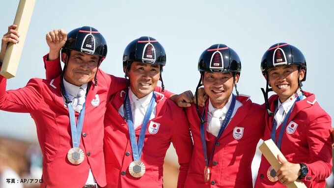 馬術で92年ぶり快挙！総合馬術団体が銅メダル獲得　日本勢の表彰台は“バロン西”以来、団体では初【パリ五輪】|TBS NEWS DIG