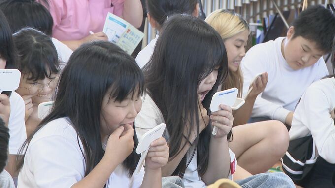 歯磨きの出張授業 歯ブラシやフロスの正しい使い方 全国約6000の小学校で児童が学ぶ 6月4日から｢歯と口の健康週間｣|TBS NEWS DIG