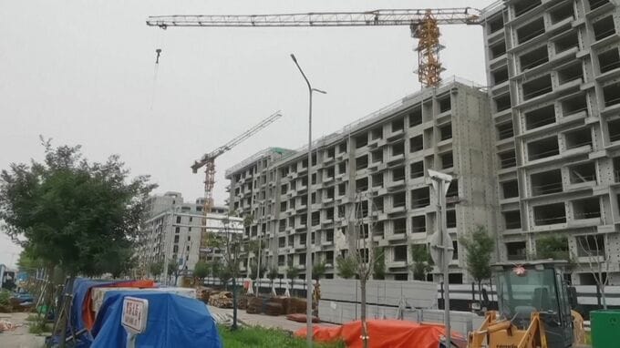 中国の新築住宅価格　主要都市の8割で下落|TBS NEWS DIG