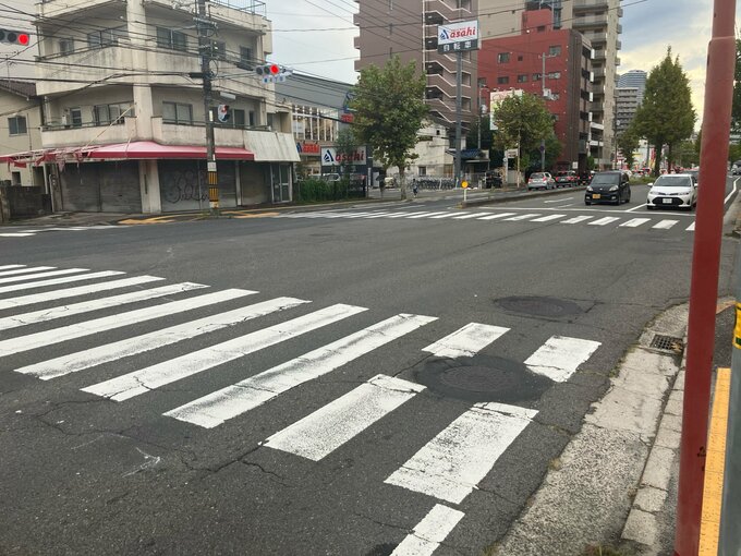 「車とバイクの事故」右直事故か　原付バイク運転の男性（50）が意識不明の重体　広島|TBS NEWS DIG
