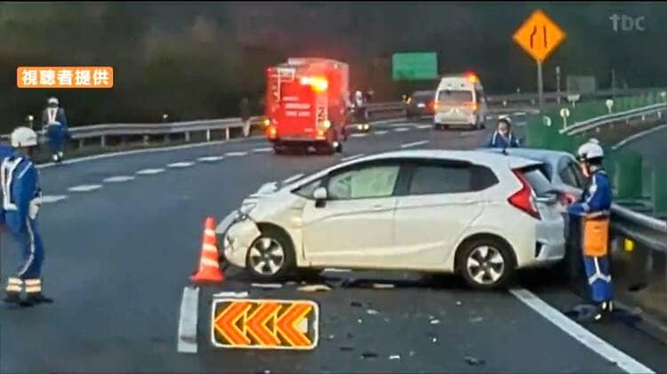 img_cdec5a5849540641ede158dbcf