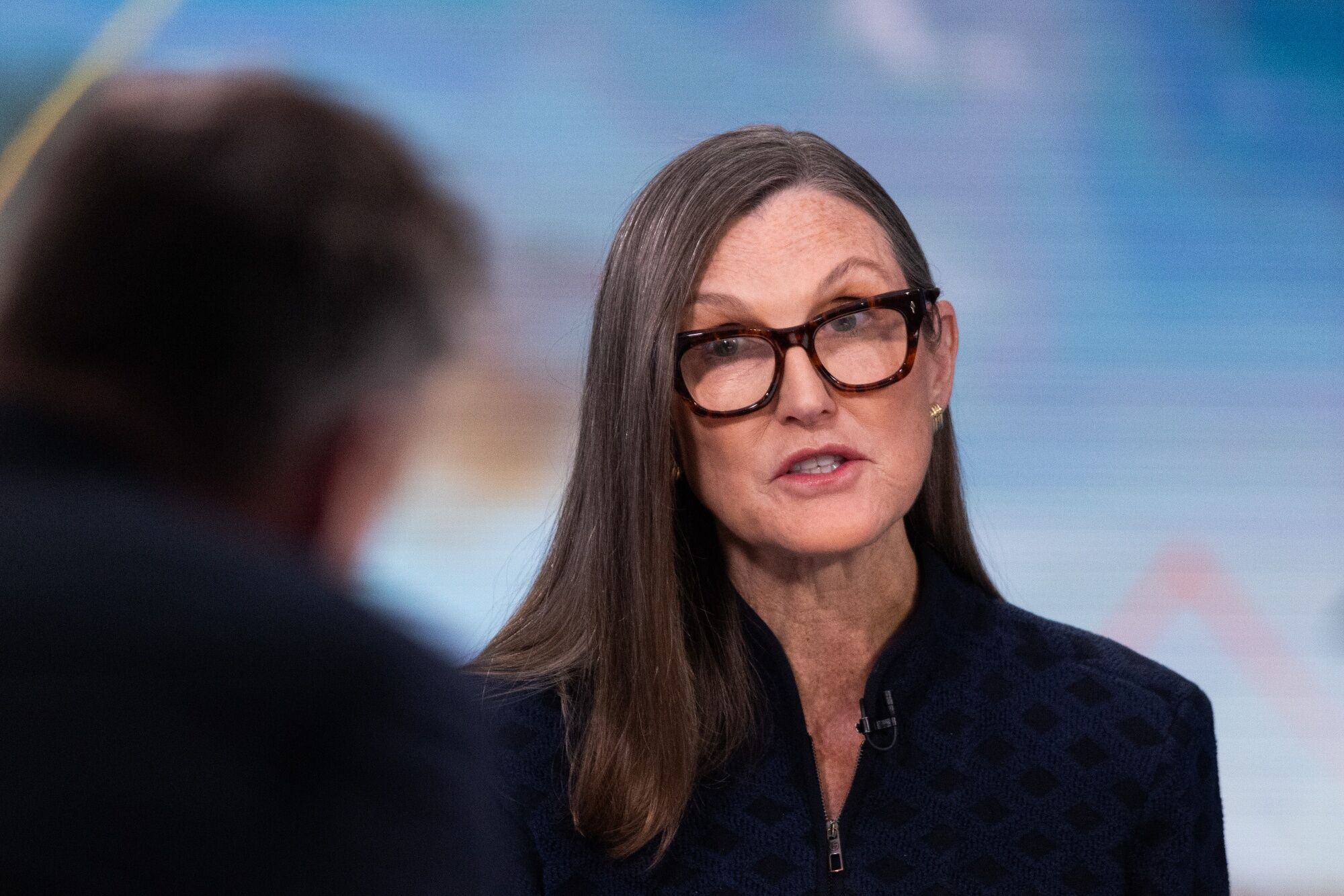 キャシー・ウッド氏の旗艦ＥＴＦ、50％上昇も資金流出止まらず | TBS CROSS DIG with Bloomberg