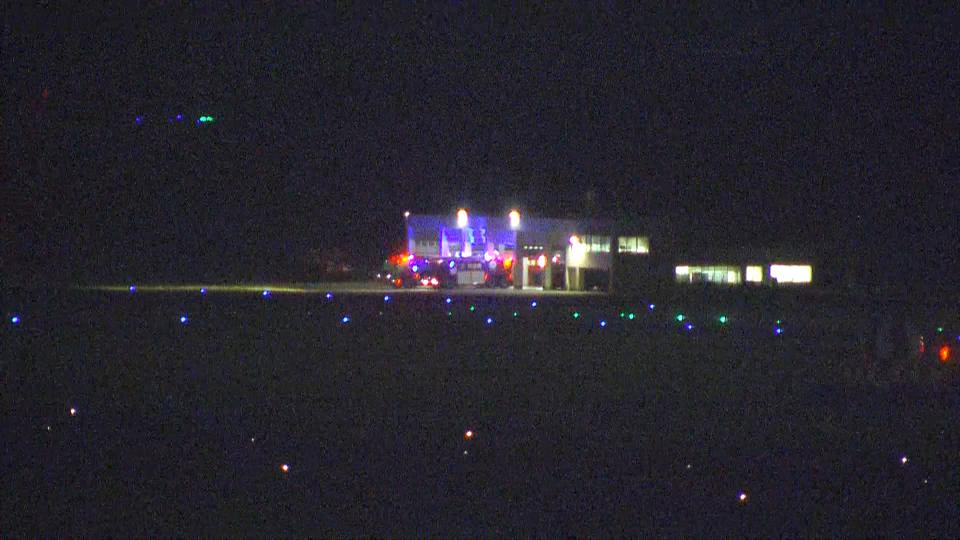 RAC 那覇-久米島便でオイル漏れ　引き返し滑走路上で停止　那覇空港の第2滑走路を一時閉鎖