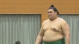“悪い癖”はたきが出た新横綱・大の里 取り直しになった一番に勝ち3敗守る 大相撲名古屋場所12日目|TBS NEWS DIG