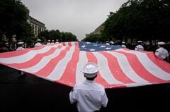イランの弾道ミサイル、クウェート空軍基地襲う－複数の米国人軽傷| TBS CROSS DIG with Bloomberg