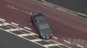 【速報】徒歩で逃走の運転手とみられる男を確保　高級車ベントレーが追突し2人軽傷の7台多重ひき逃げ事故　東京・八王子市　警視庁|TBS NEWS DIG