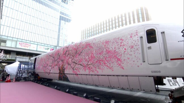 「新幹線がまさか・・・」熊本地震で被災し車両所で眠り続けた「つばめ」　10年ぶりにお披露目　船と陸路550キロを旅して博多駅前に|TBS NEWS DIG