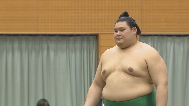 “悪い癖”はたきが出た新横綱・大の里 取り直しになった一番に勝ち3敗守る 大相撲名古屋場所12日目|TBS NEWS DIG