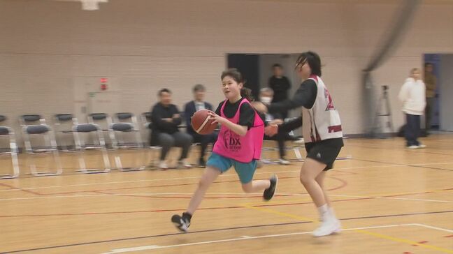 部員不足・指導者不在…ミニバスチームを支援するのは“元Bリーガー”と“AI” 半年間の集大成…県内最強高校生チームと対戦 その結果は?|TBS NEWS DIG